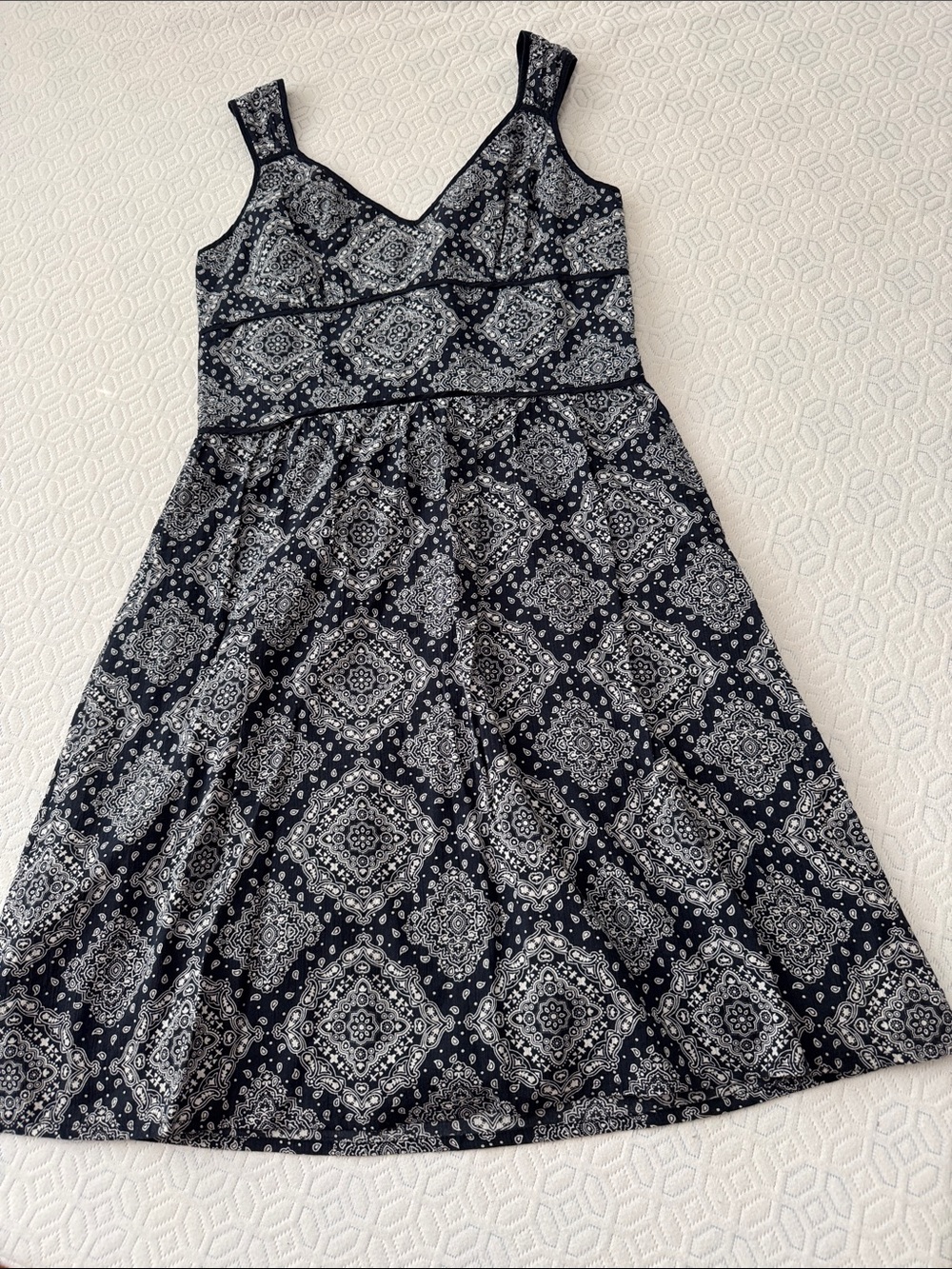 Ann Taylor LOFT Navy and White Tile-Print Midi Dress
